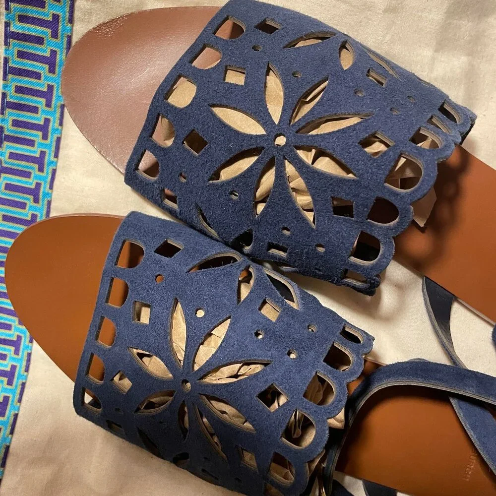 NWOT Tory Burch May Flat Sandals size 9.5
